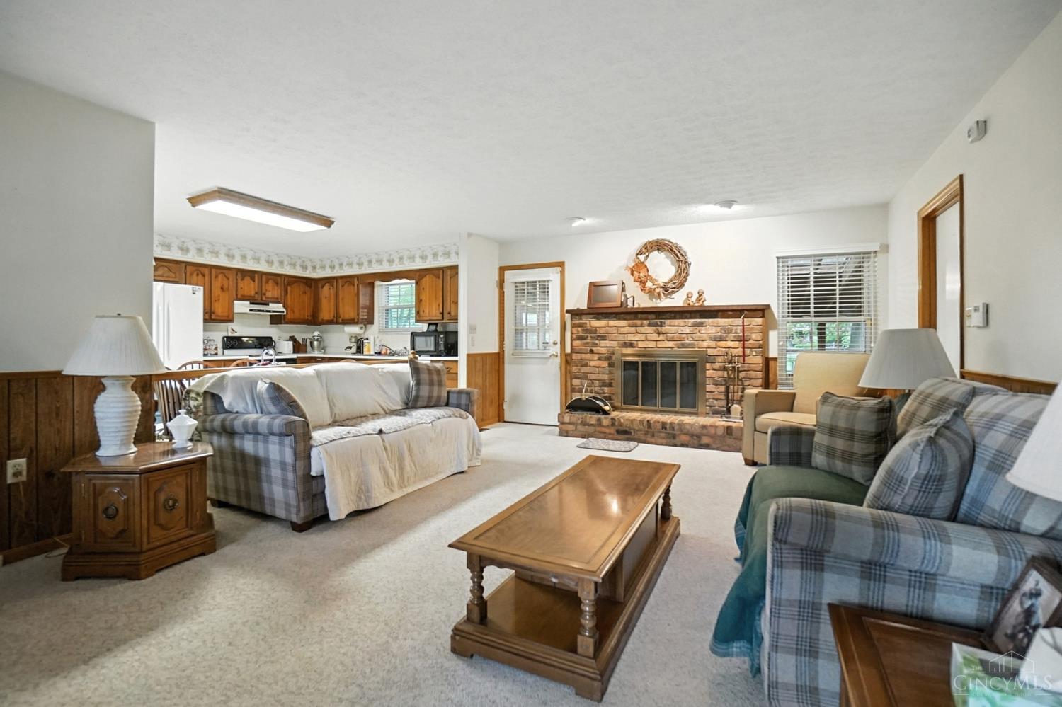 8253 Lake Ridge Drive, West Chester, OH, 45069 — photo 4