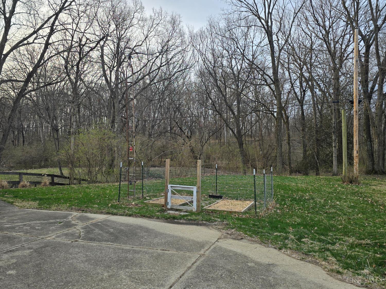 Homes for sale in Hamilton, OH | 95 Reister Dr, Hamilton, OH 45013 | MLS# 1872052