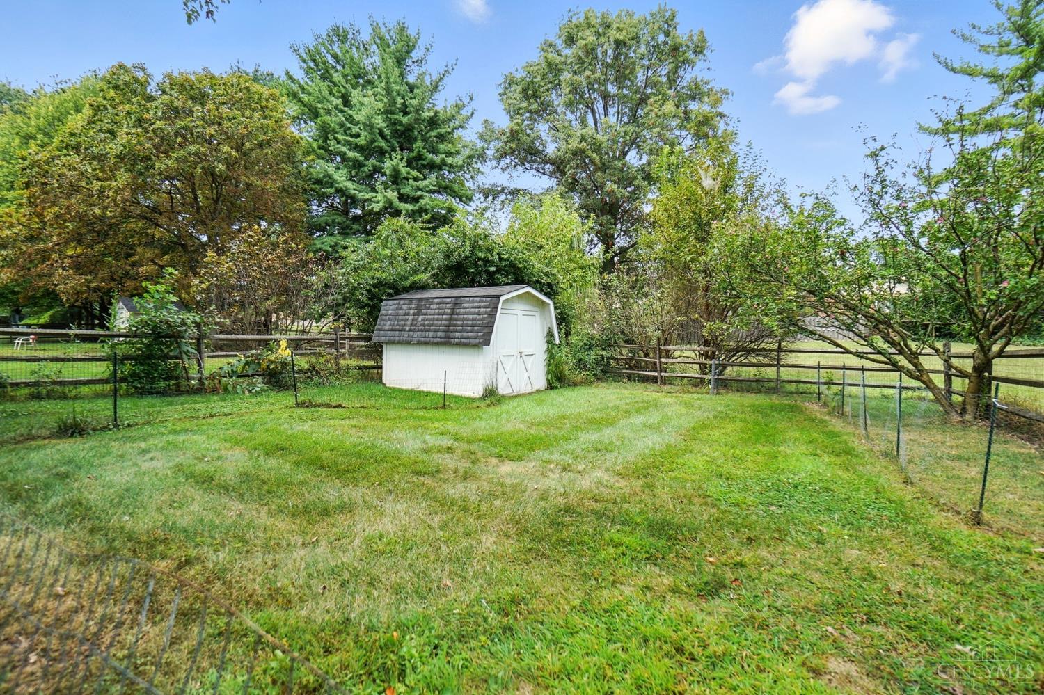 8253 Lake Ridge Drive, West Chester, OH, 45069 — photo 34