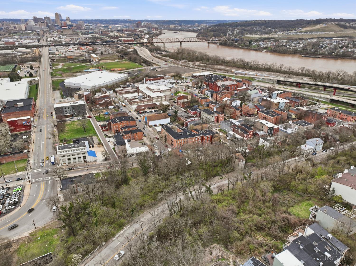 2456 Maryland Avenue, Cincinnati, OH, 45204