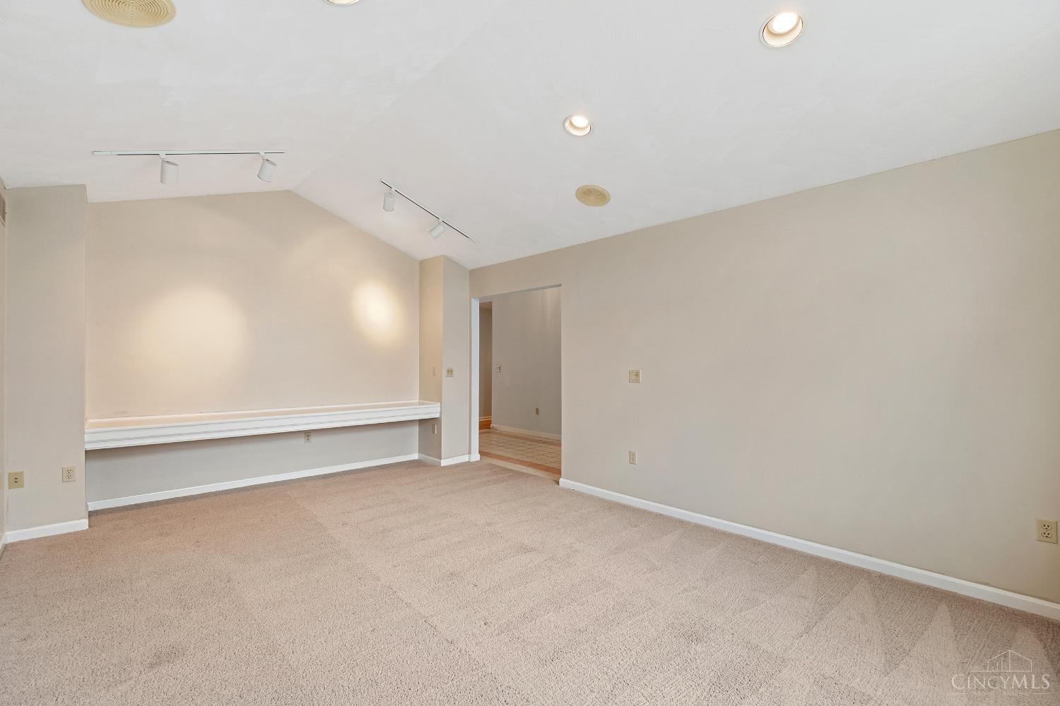 7380 Wheatland Meadow Court, West Chester, OH, 45069 — photo 8
