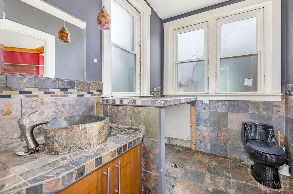 990 Burton Avenue, Cincinnati, OH, 45229 — photo 13