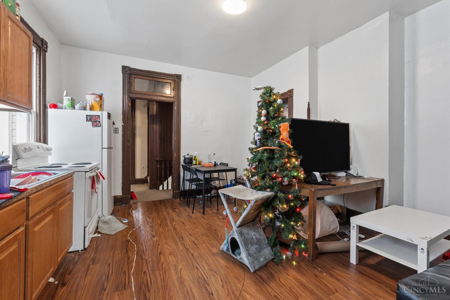 2327 Stratford Avenue, Cincinnati, OH, 45219 — photo 8