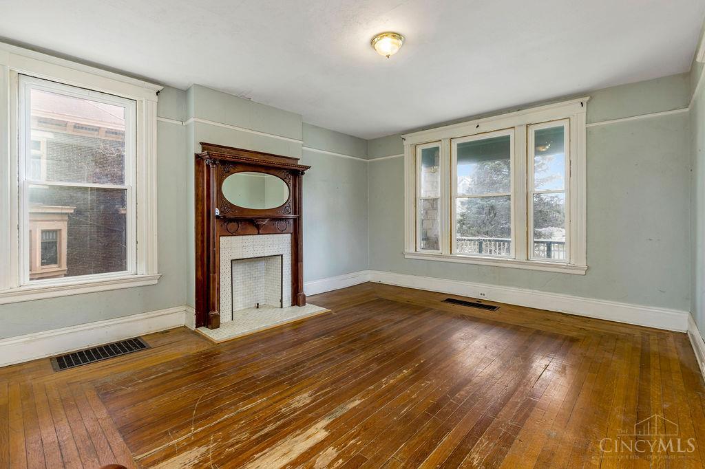 990 Burton Avenue, Cincinnati, OH, 45229 — photo 8