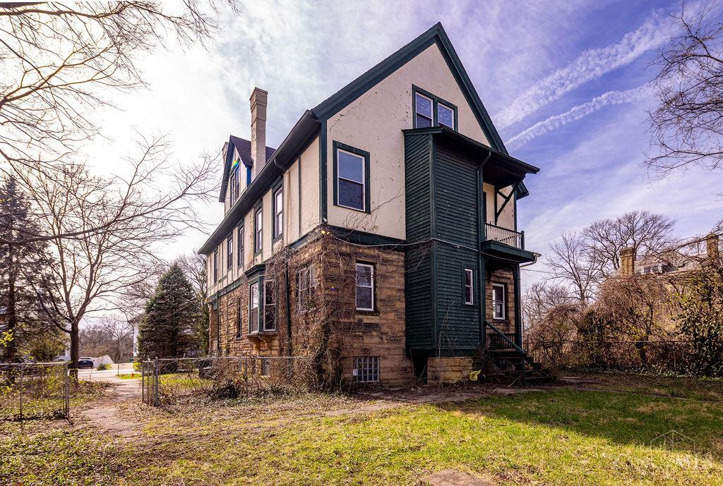 990 Burton Avenue, Cincinnati, OH, 45229 — photo 3