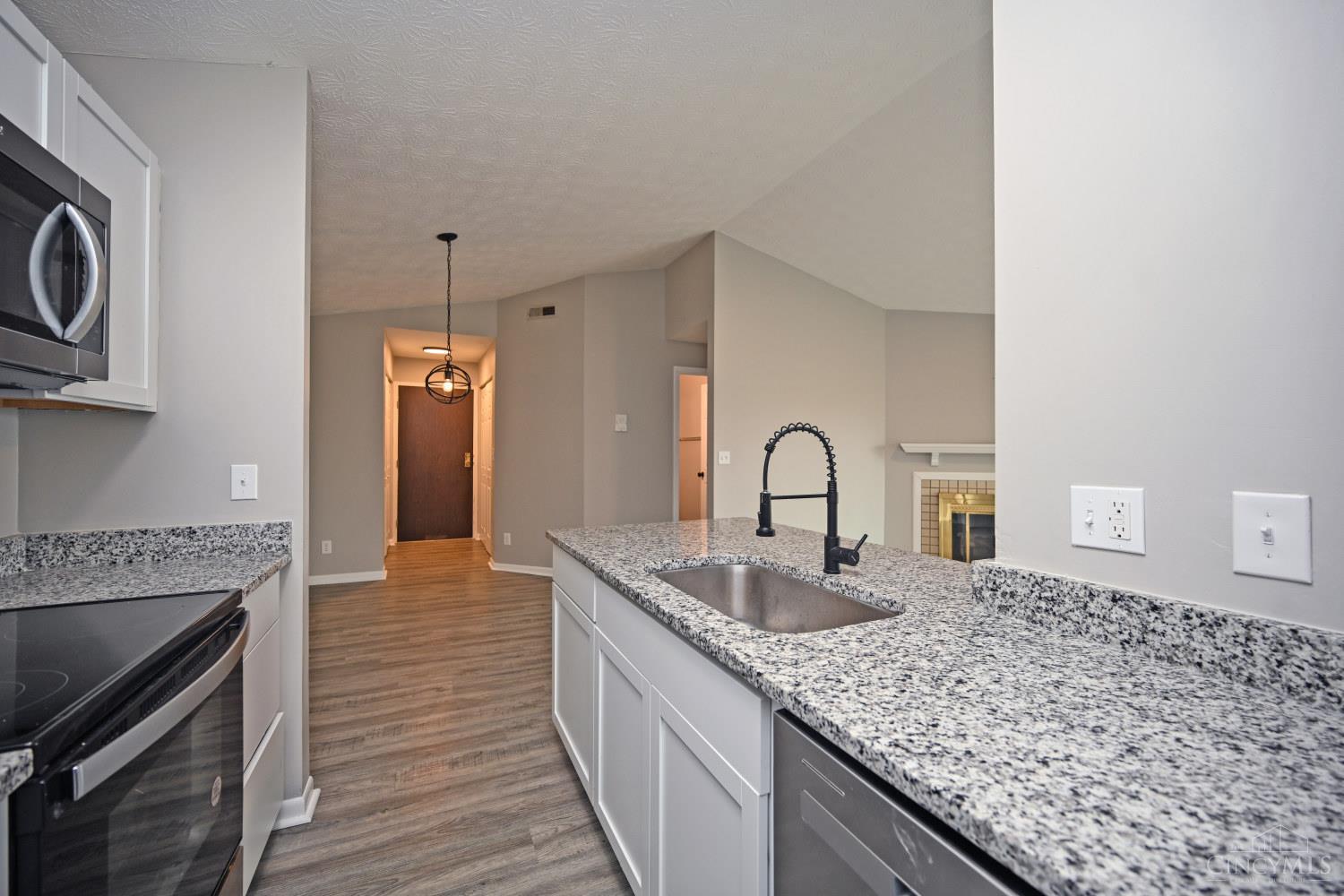 5985 Meadow Creek Drive #9, Milford, OH, 45150 — photo 20