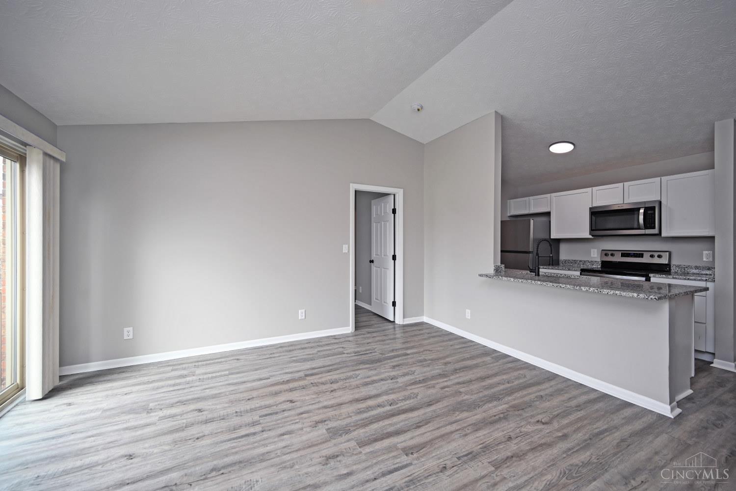 5985 Meadow Creek Drive #9, Milford, OH, 45150 — photo 22