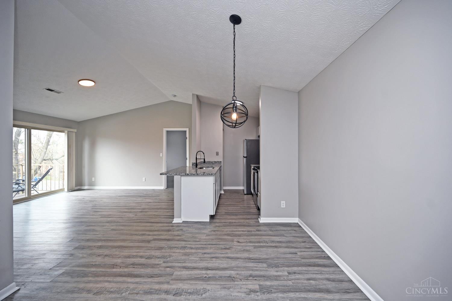 5985 Meadow Creek Drive #9, Milford, OH, 45150 — photo 15