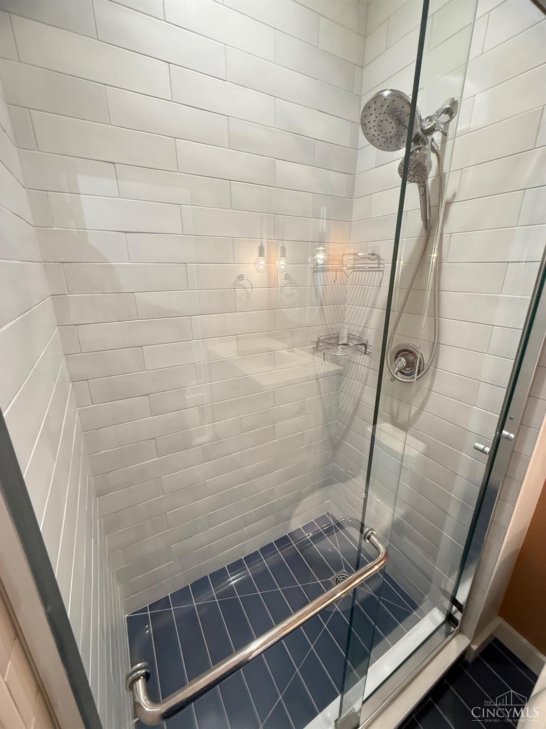 915 Vine Street, Cincinnati, OH, 45202 — photo 16