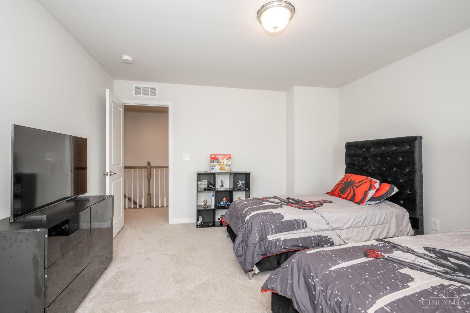 7120 Shady Brook Bend, Liberty Twp, OH, 45044 — photo 32