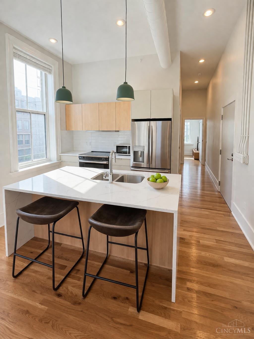 915 Vine Street, Cincinnati, OH, 45202 — photo 5