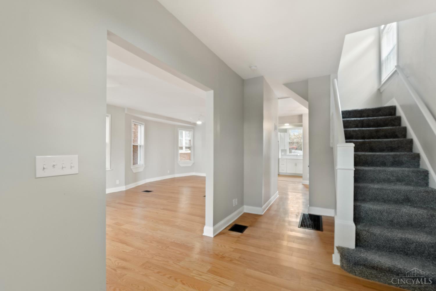 3206 Gilbert Avenue, Cincinnati, OH, 45207 — photo 4