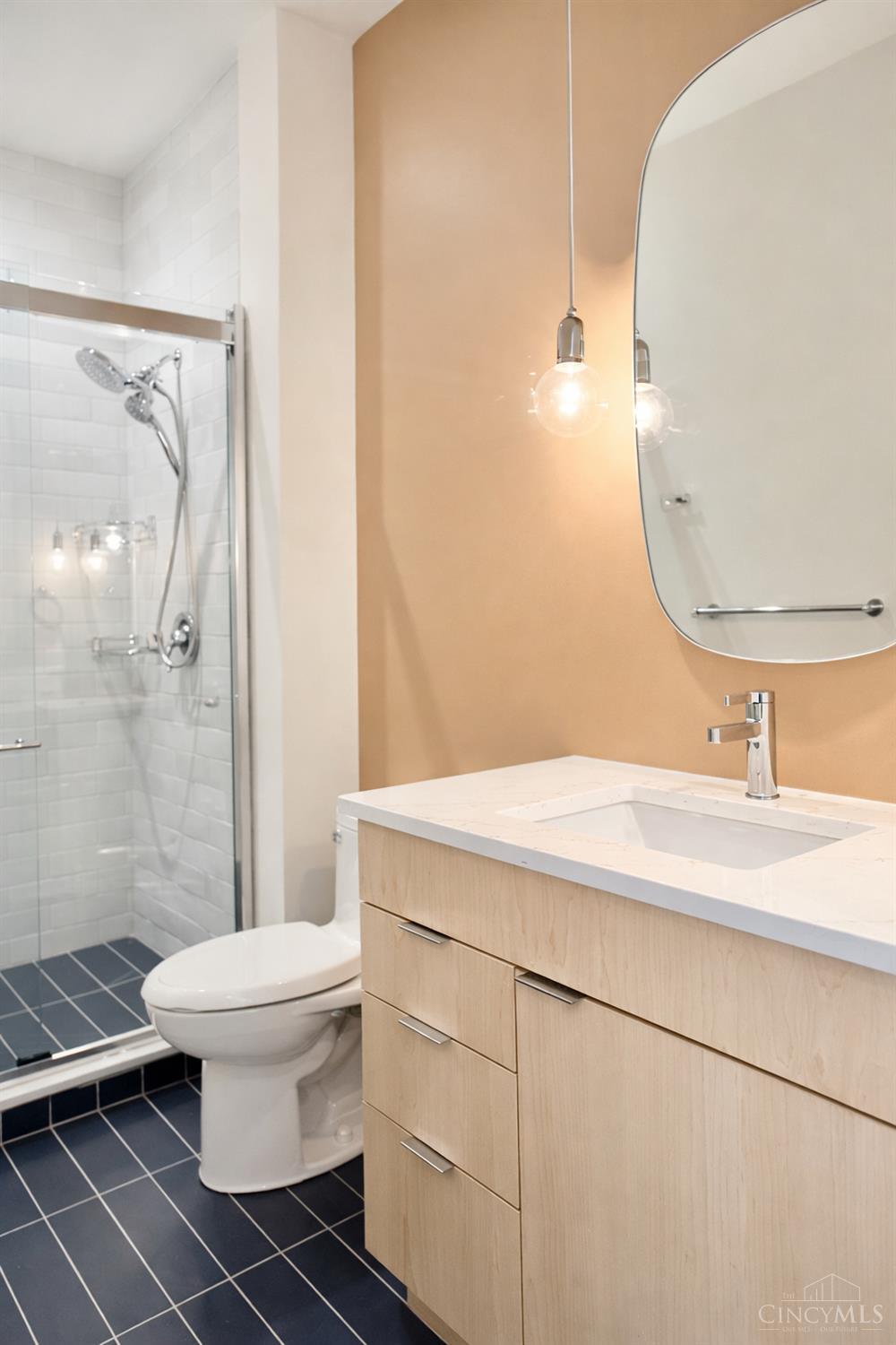 915 Vine Street, Cincinnati, OH, 45202 — photo 15