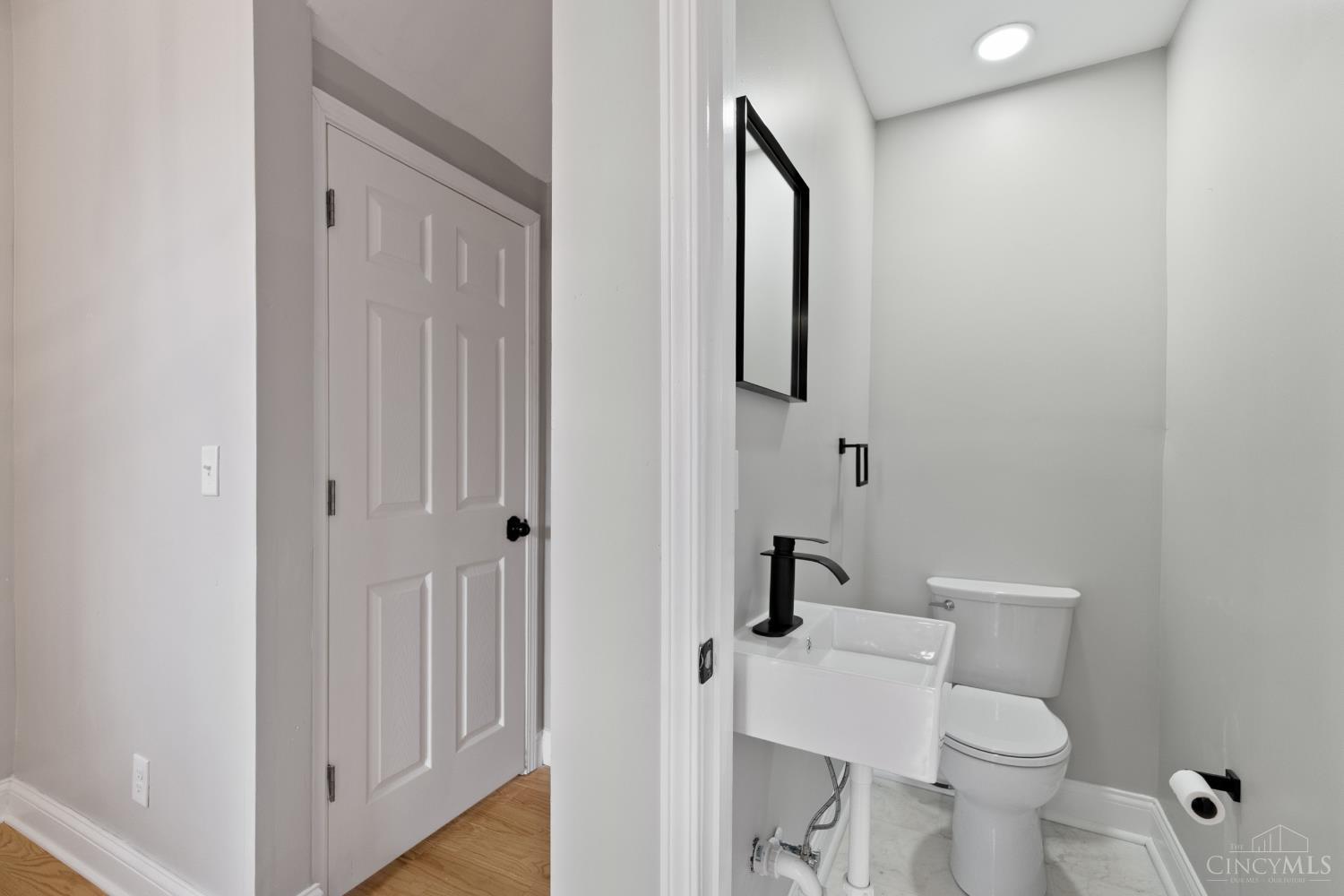 3206 Gilbert Avenue, Cincinnati, OH, 45207 — photo 12