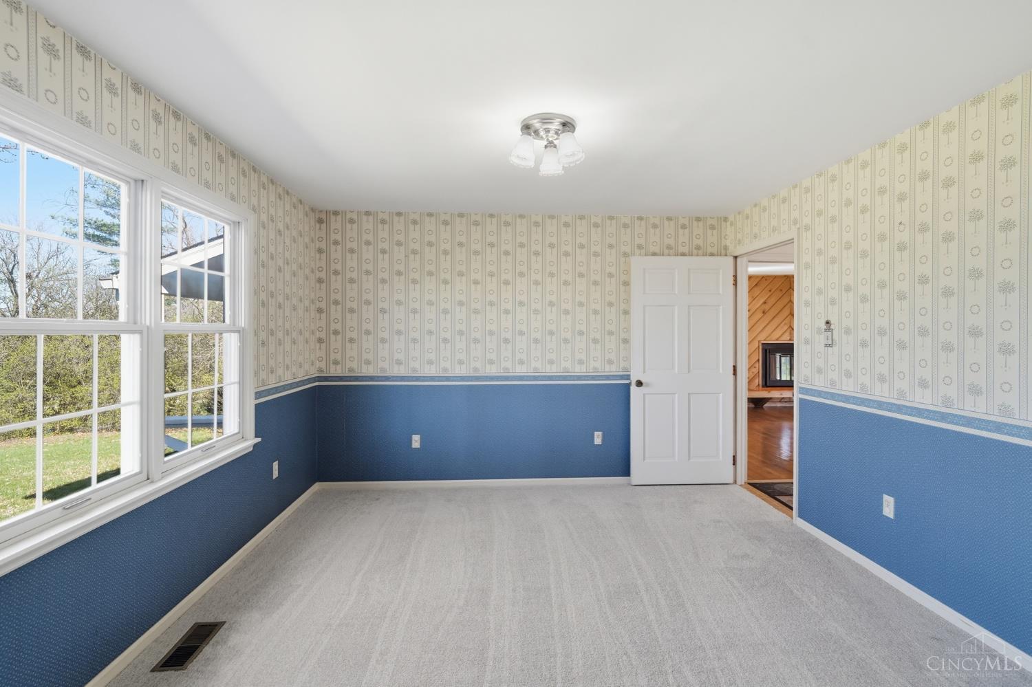 7628 Lesourdsville West Chester Road, West Chester, OH, 45069 — photo 13