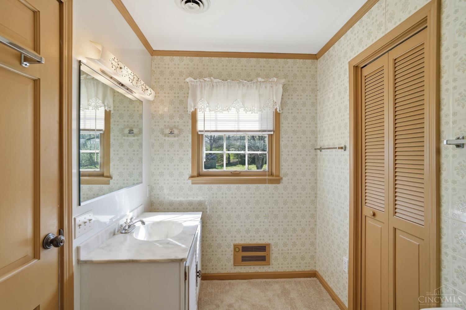 7628 Lesourdsville West Chester Road, West Chester, OH, 45069 — photo 41