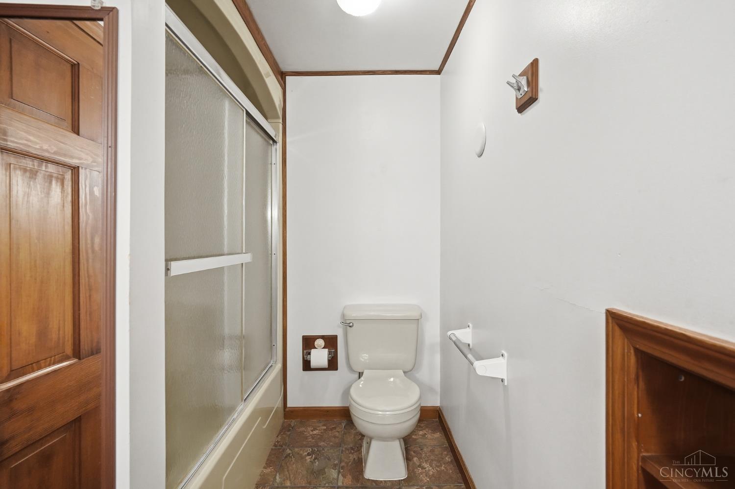 7628 Lesourdsville West Chester Road, West Chester, OH, 45069 — photo 35