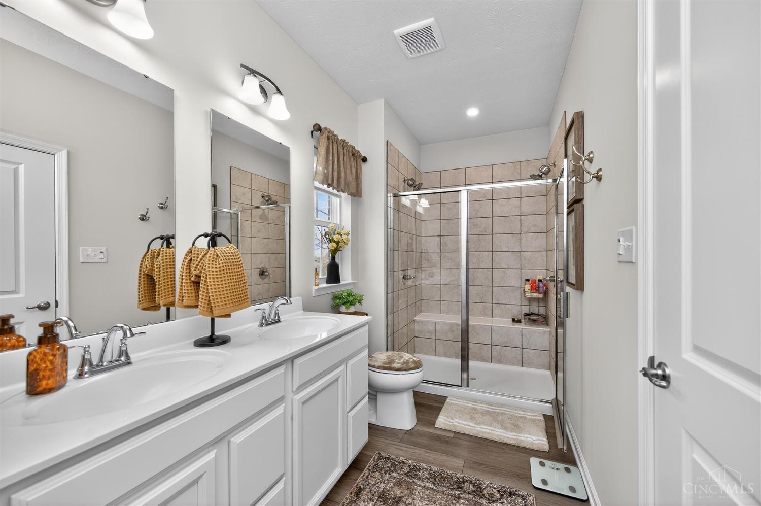 7114 Rivendell Circle, Miami Twp, OH, 45459 — photo 37