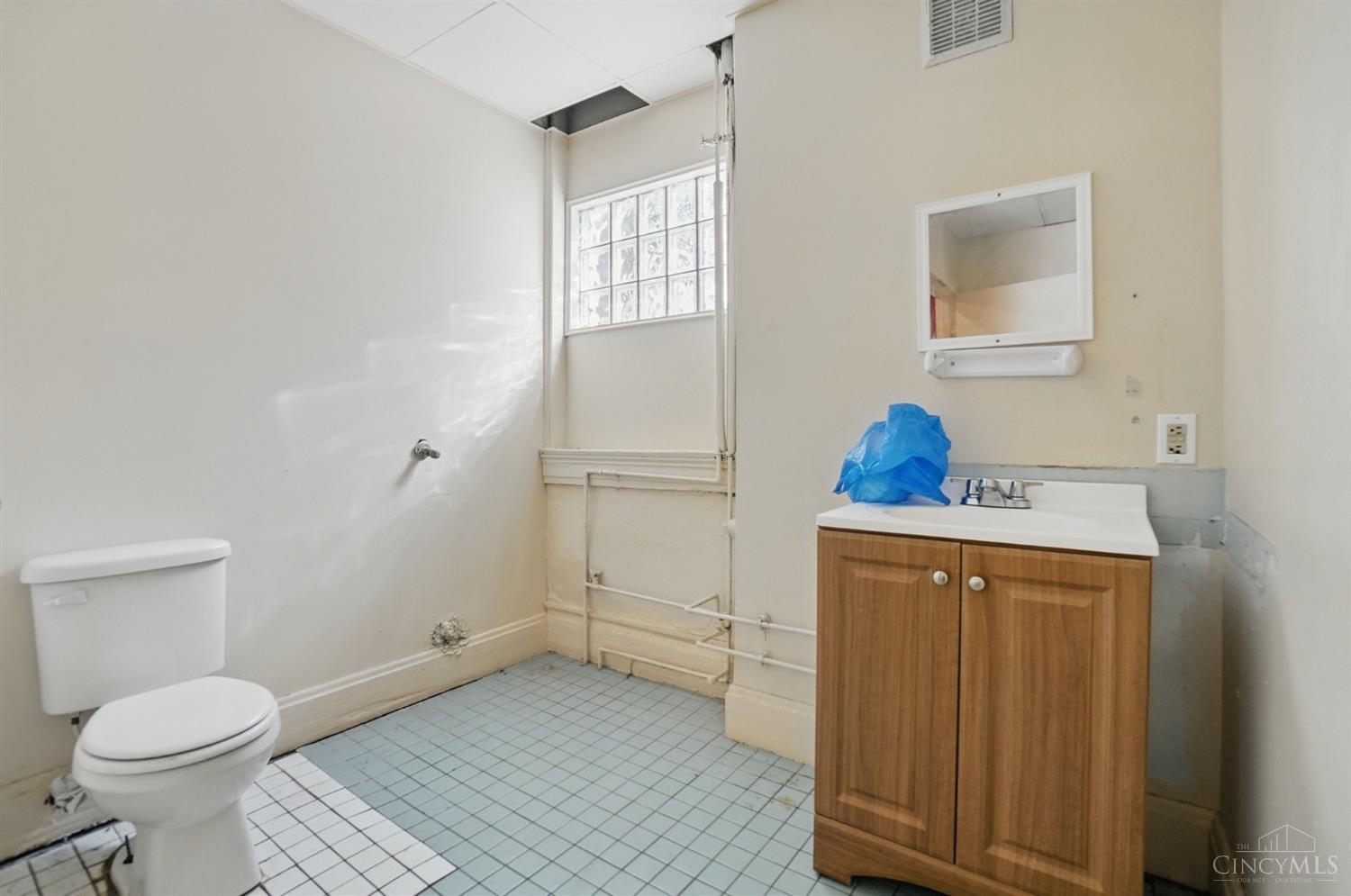 64 McMicken Avenue, Cincinnati, OH, 45202 — photo 7