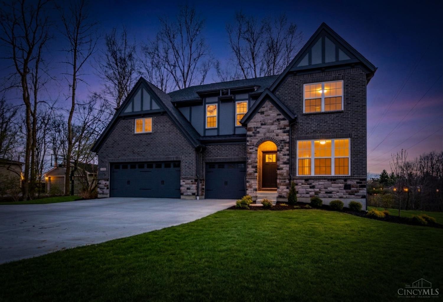 8469 Fields Ertel Road, Symmes Twp, OH, 45249 — photo 4