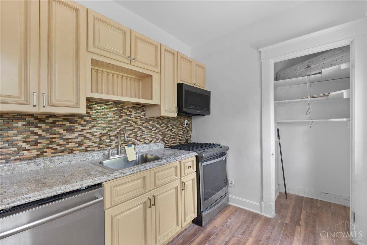 3446 Golden Avenue, Cincinnati, OH, 45226 — photo 34