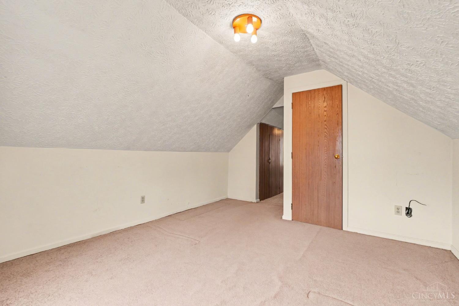 7332 Hillside Avenue, Cincinnati, OH, 45233 — photo 33