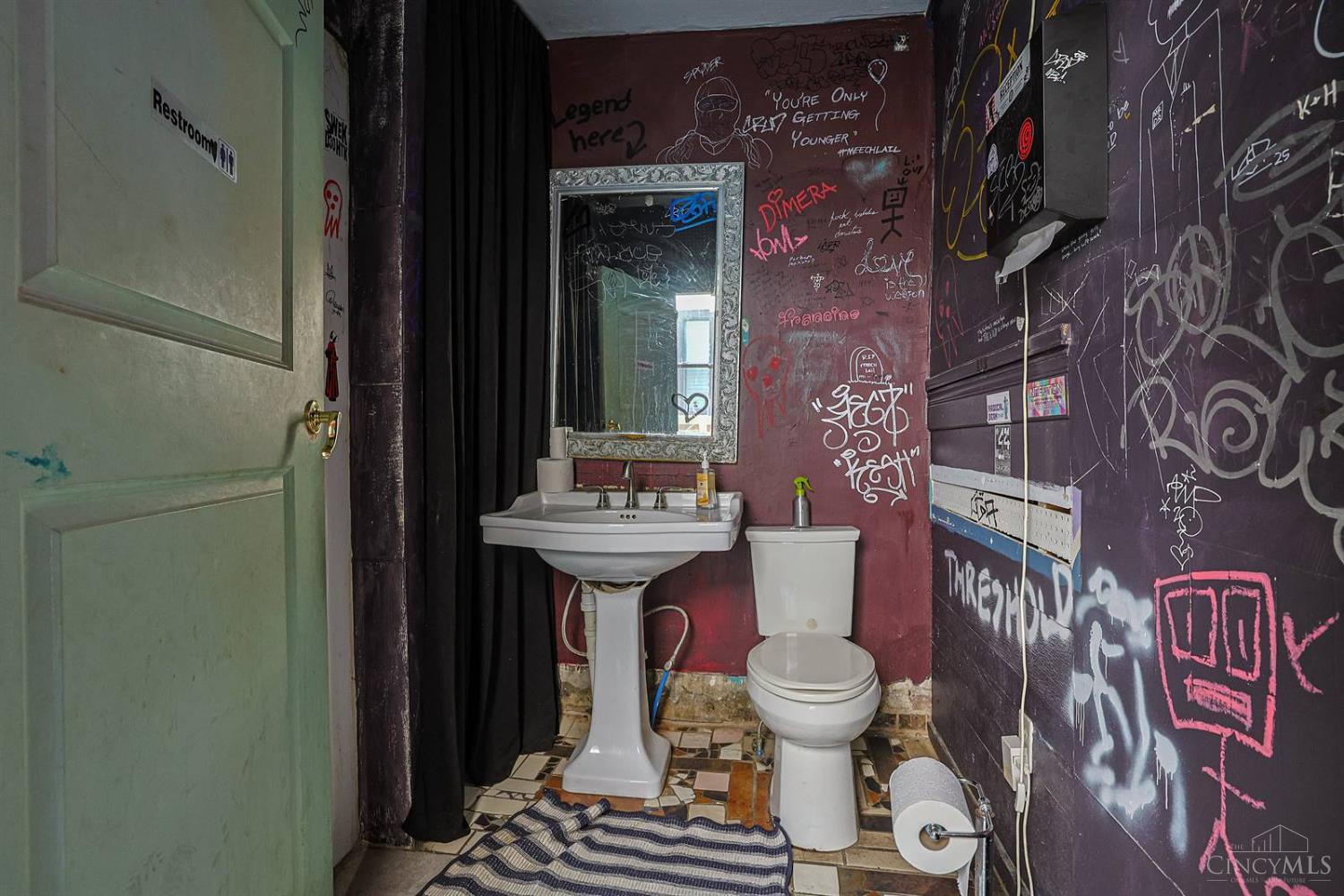 1424 Main Street, Cincinnati, OH, 45202 — photo 6