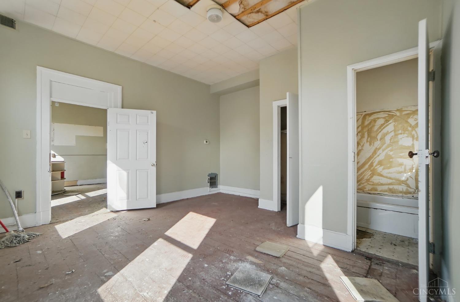 64 McMicken Avenue, Cincinnati, OH, 45202 — photo 29