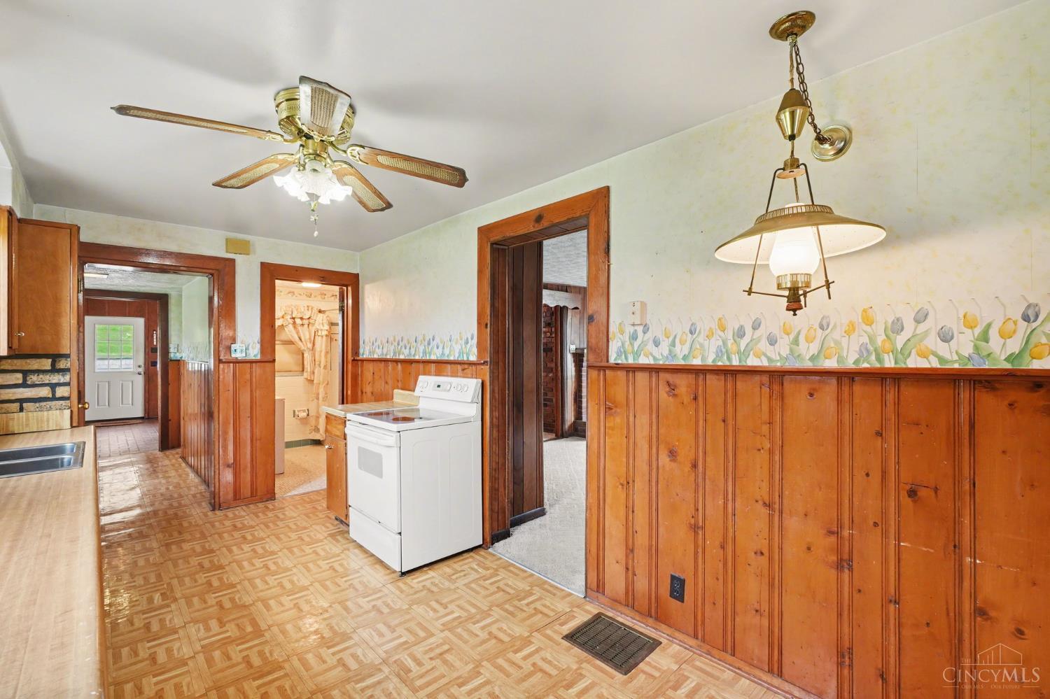 7332 Hillside Avenue, Cincinnati, OH, 45233 — photo 13