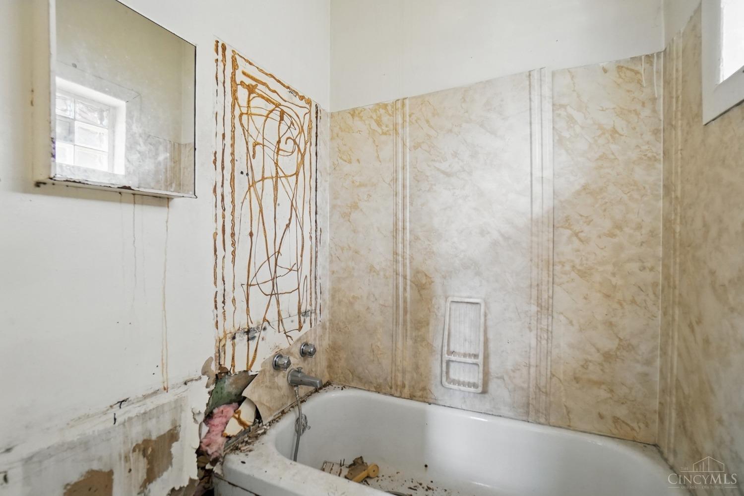 64 McMicken Avenue, Cincinnati, OH, 45202 — photo 17