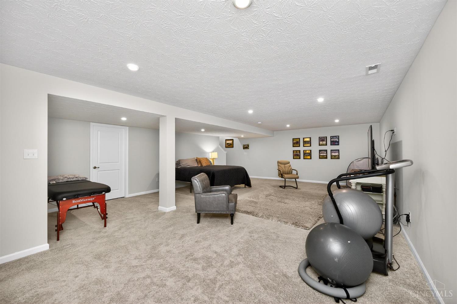 7114 Rivendell Circle, Miami Twp, OH, 45459 — photo 44