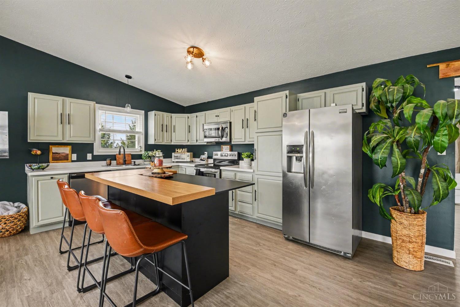 184 Dortmund Drive, Perry Twp, OH, 45118 — photo 12