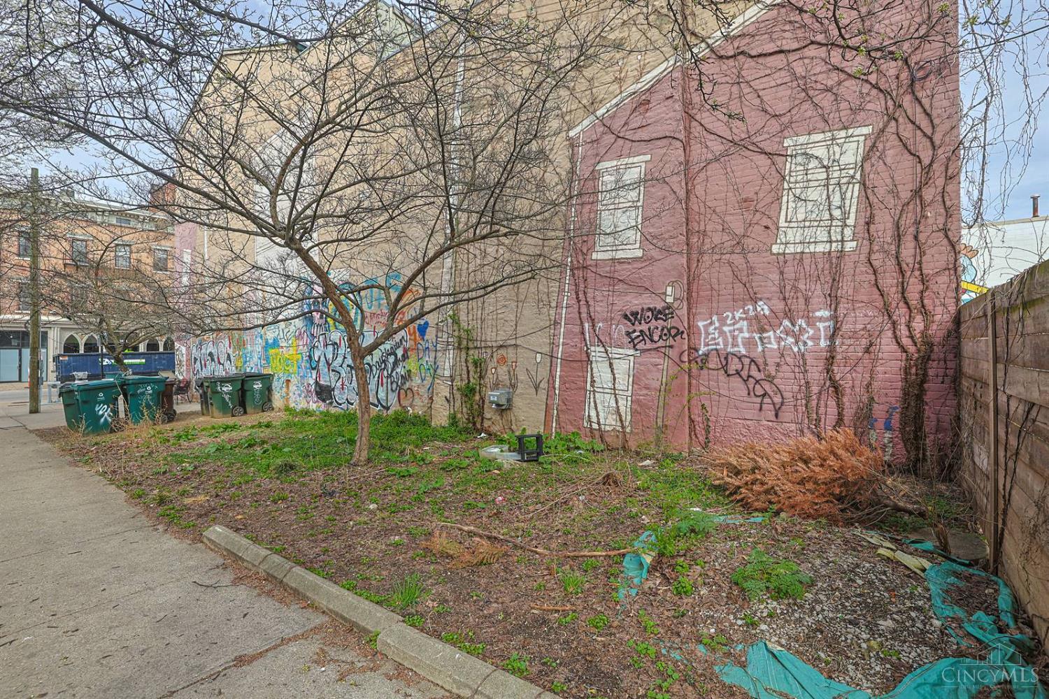 1424 Main Street, Cincinnati, OH, 45202 — photo 9