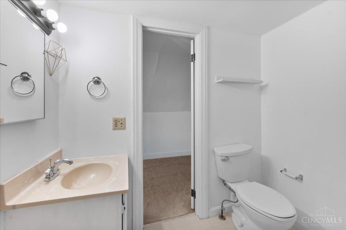 3446 Golden Avenue, Cincinnati, OH, 45226 — photo 32