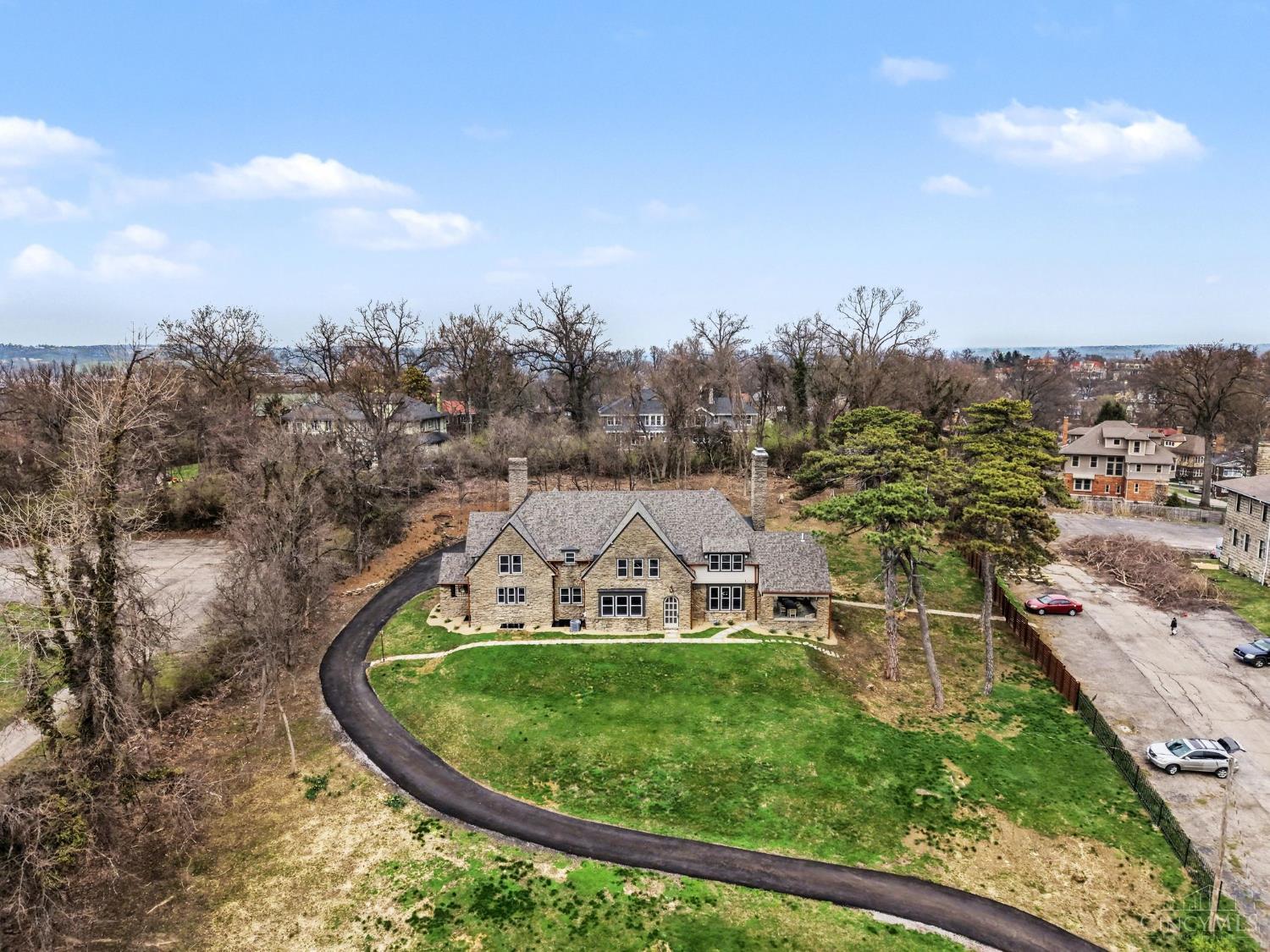 740 Fred Shuttlesworth Circle, Cincinnati, OH, 45229 — photo 3