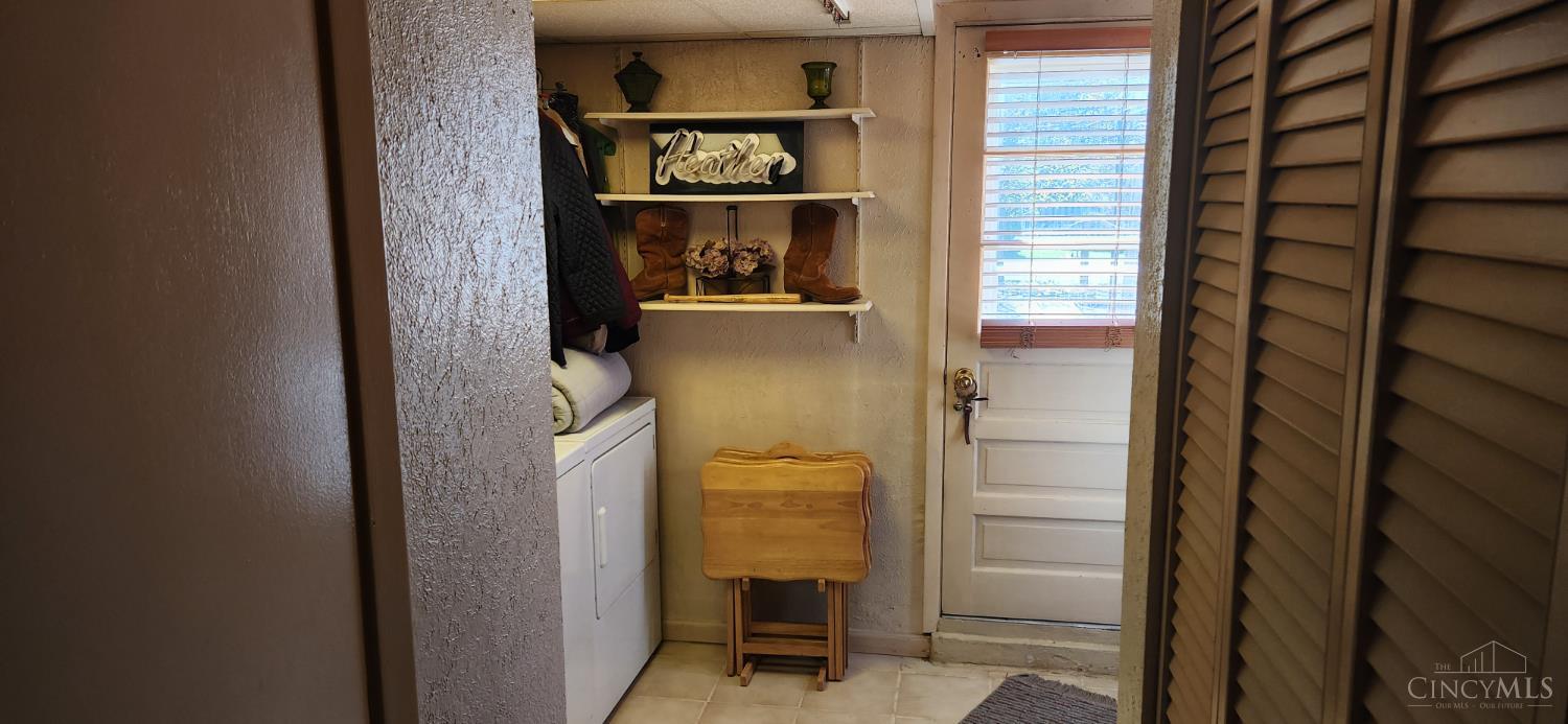 8005 Barret Road, West Chester, OH, 45069 — photo 11