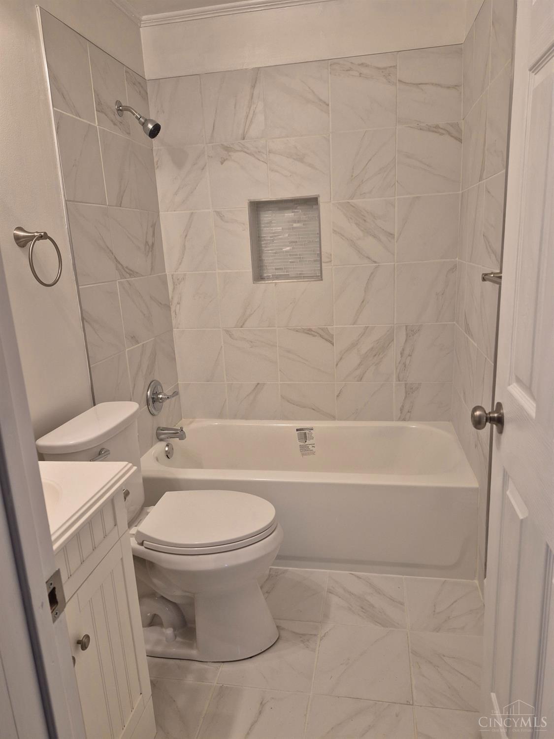 2736 Barthas Place, Colerain Twp, OH, 45239 — photo 14