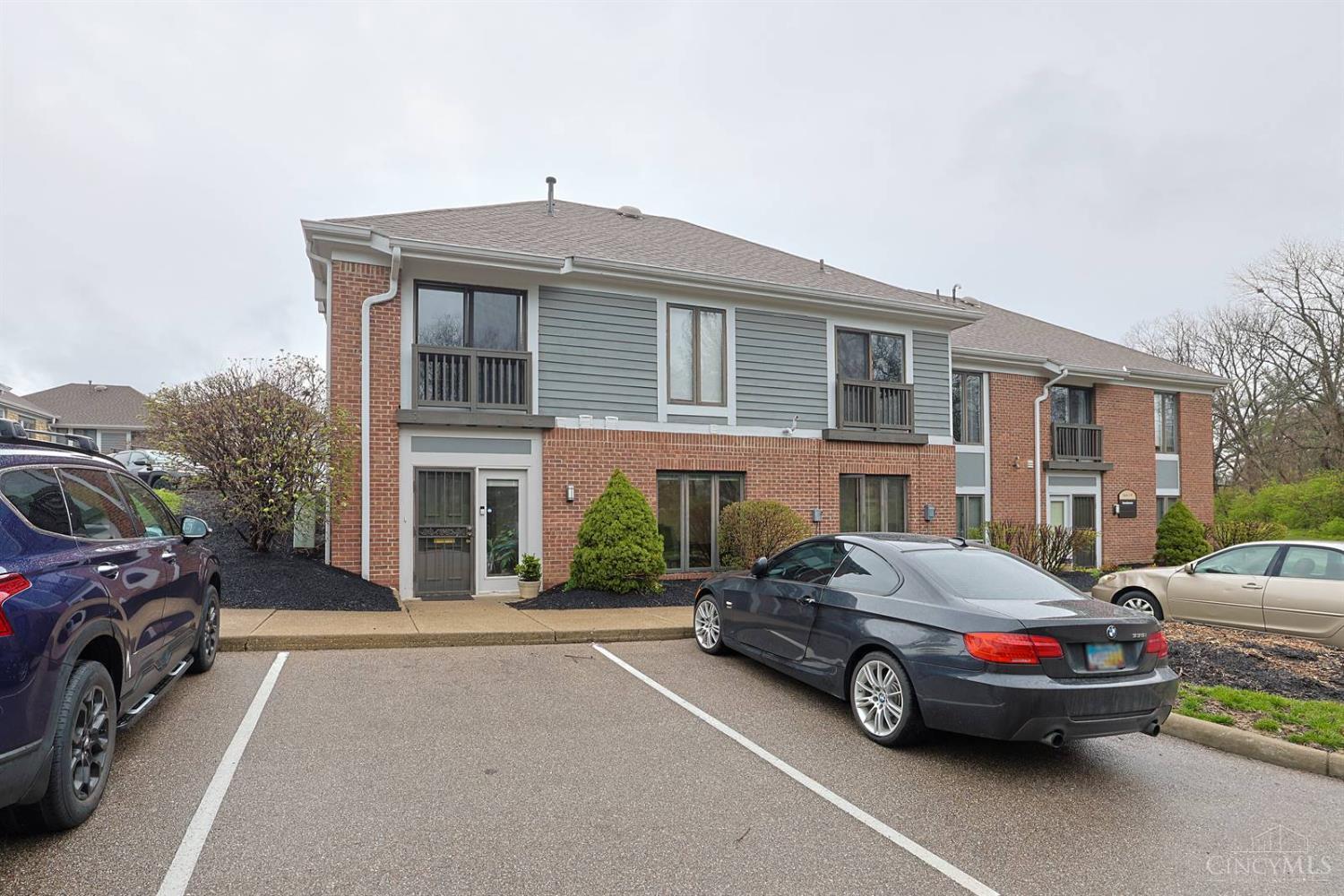 9200 Montgomery Road #16B, Montgomery, OH, 45242