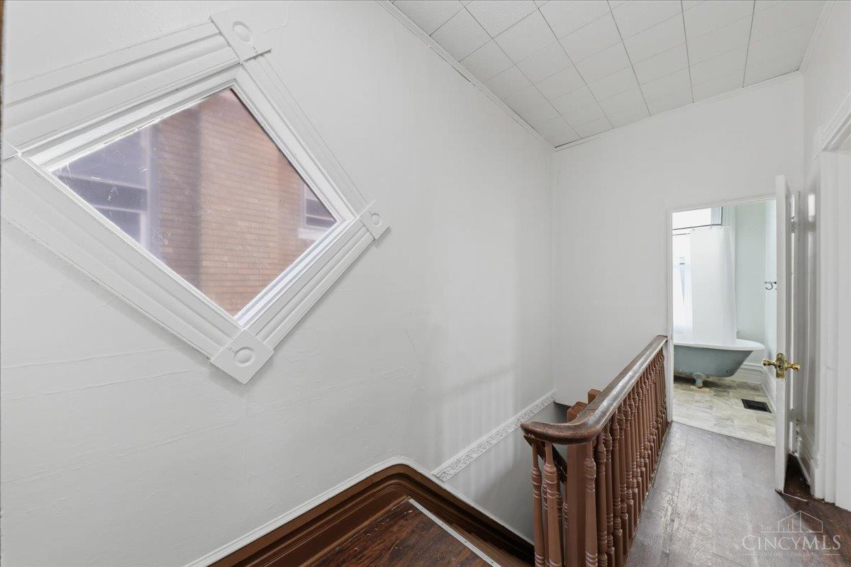1044 Rosemont Avenue, Cincinnati, OH, 45205 — photo 7