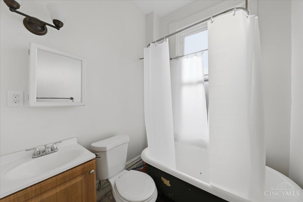 1044 Rosemont Avenue, Cincinnati, OH, 45205 — photo 10