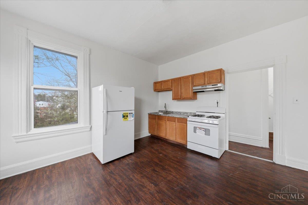 1044 Rosemont Avenue, Cincinnati, OH, 45205 — photo 18