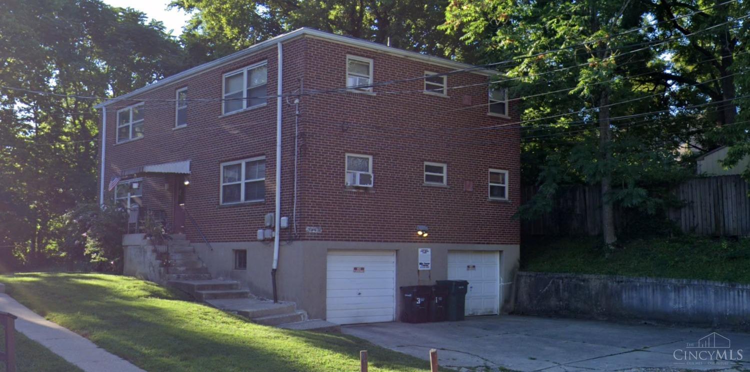 1002 Winfield Avenue, Cincinnati, OH, 45205