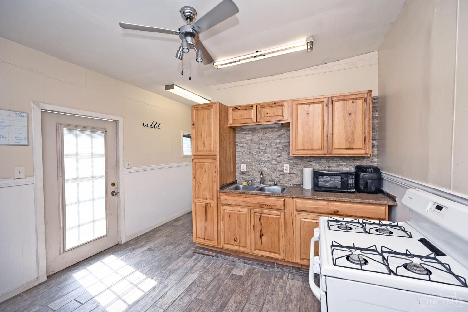 37 Orchard, St Bernard, OH, 45217 — photo 11