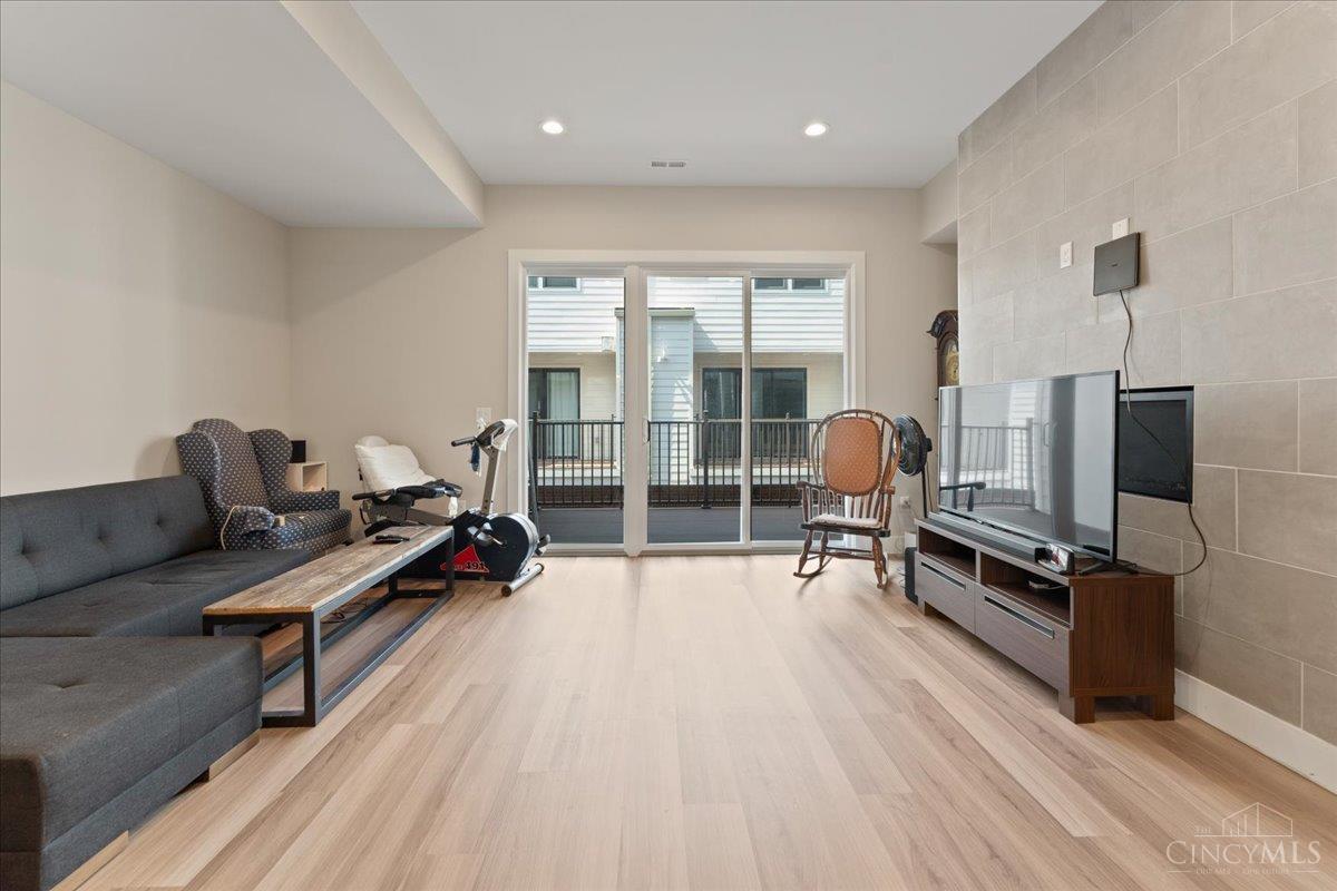 3906 Edwards Road #B, Cincinnati, OH, 45209 — photo 23
