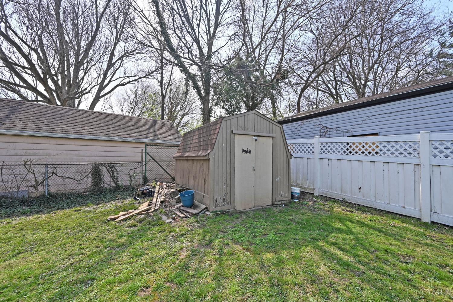 37 Orchard, St Bernard, OH, 45217 — photo 24