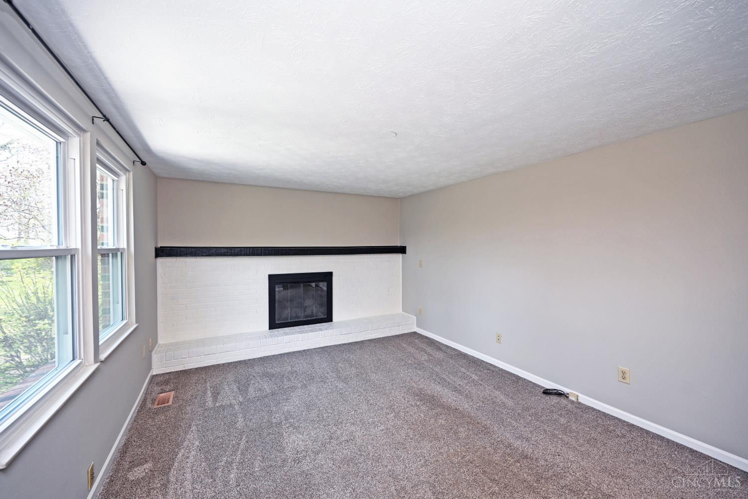 8878 Pembrooke Street, Maineville, OH, 45039