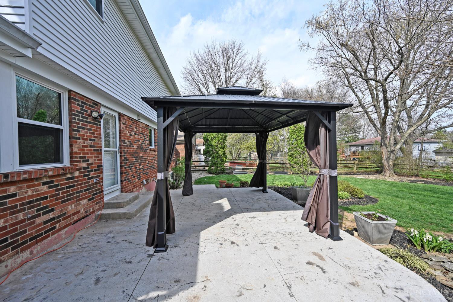 8878 Pembrooke Street, Maineville, OH, 45039