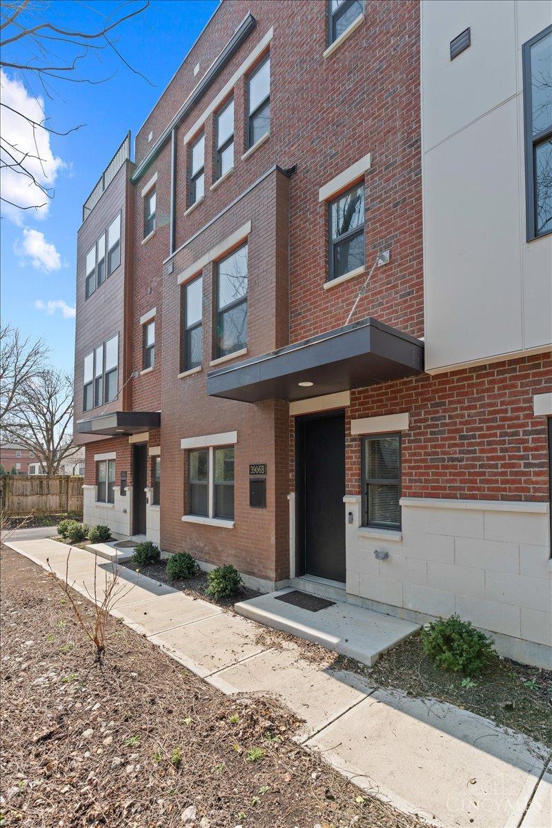 3906 Edwards Road #B, Cincinnati, OH, 45209
