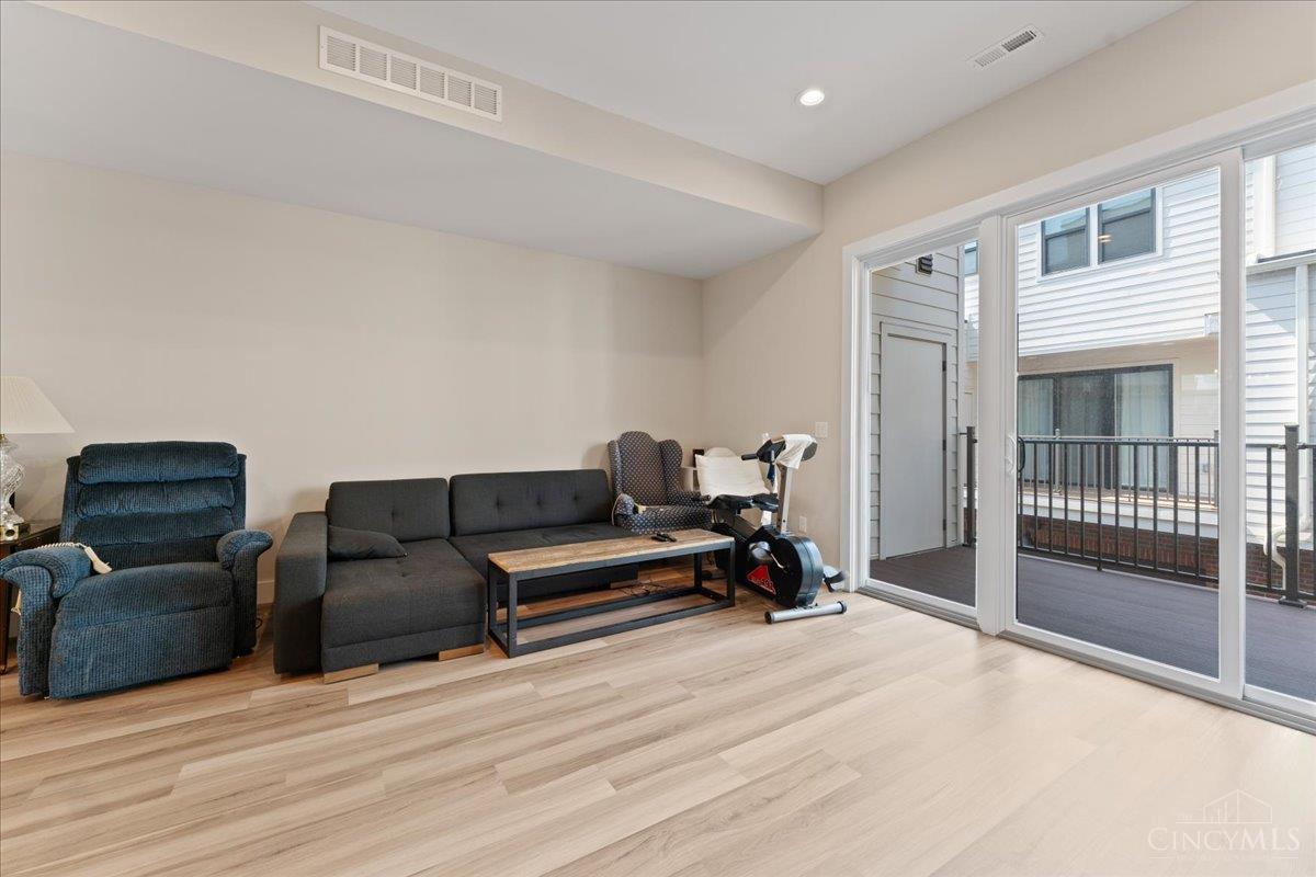 3906 Edwards Road #B, Cincinnati, OH, 45209 — photo 22