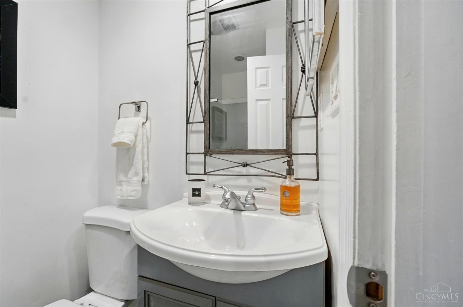 130 Mary Lane, Cincinnati, OH, 45217 — photo 20